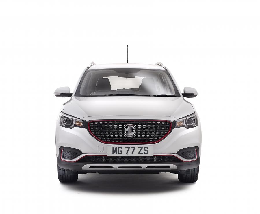  MG ZS Limited Edition (ZS11) 2019 года  (UK) (фото 6 из 9)